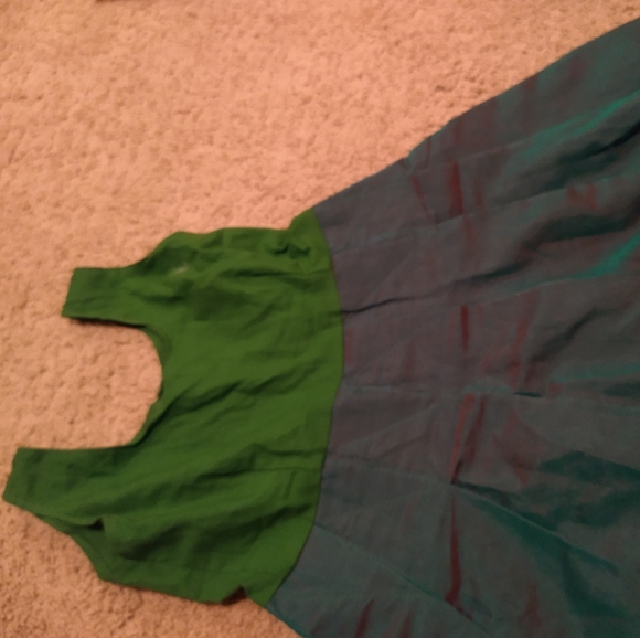 Kids skirt and top (lehenga) from India - Picture 8 of 9